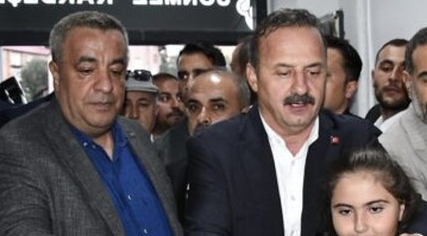 Ağıralioğlu'ndan Bitlis'te Parti Açılışı: Milleti Kucaklıyoruz
