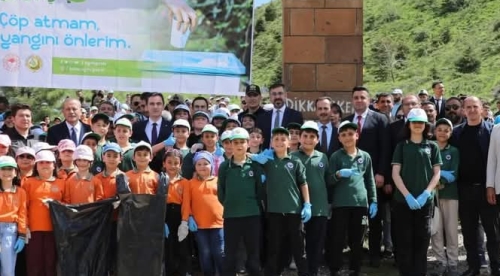 Bitlis'te "Orman Benim" Kampanyasına Yoğun Katılım: Doğaya Sahip Çıkalım