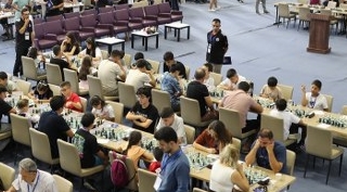 Bitlis’te 2. BETAV Satranç Turnuvası Başladı: 400 Sporcu