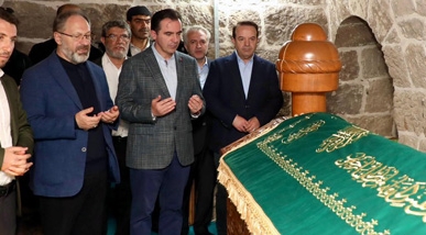 Diyanet İşleri Başkanı Prof. Dr. Ali Erbaş, Bitlis’te Tarihi Mekânları Ziyaret Etti