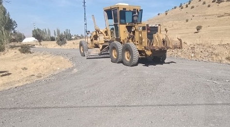 Güroymak Şentepe’de Asfaltlama Çalışmaları Hızla İlerliyor
