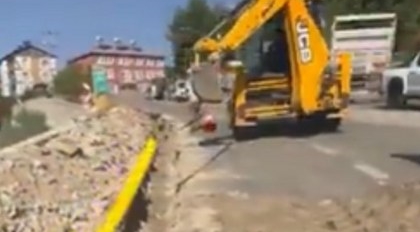 Mutki’de Doğalgaz Altyapı Çalışmaları: Yol Onarımı Müjdesi