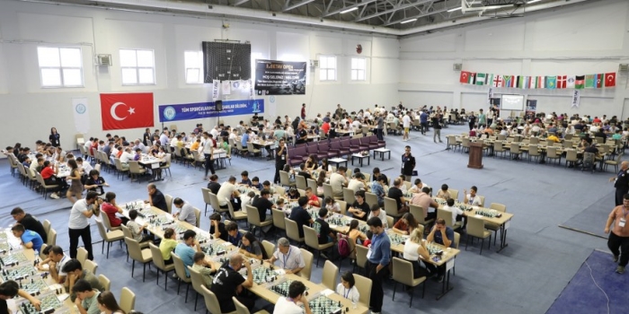 Bitlis’te 2. BETAV Satranç Turnuvası Başladı: 400 Sporcu