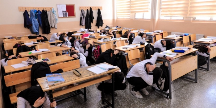 Bitlis'te Afet Tatbikatı: 410 Öğrenci Güvenle Tahliye Edildi