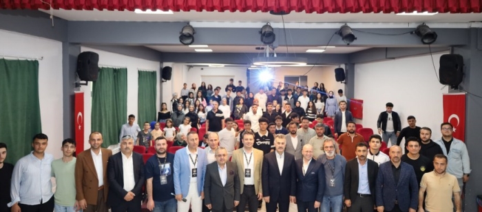 Güroymak Anadolu Lisesi’nde Bitlis Beş Minare Uluslararası Film Festivali Düzenlendi
