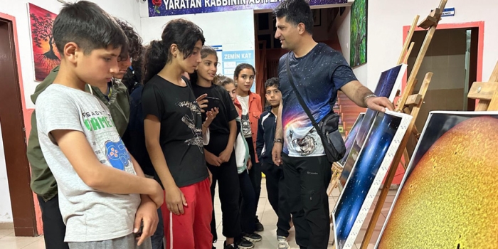 Güroymak Gölbaşı Ortaokulu'nda gökyüzü etkinliği