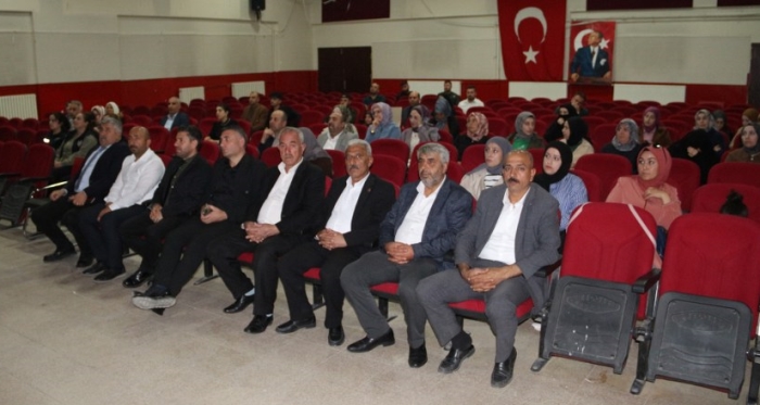 Güroymak’ta En İyi Narkotik Polisi Anne Semineri Düzenlendi