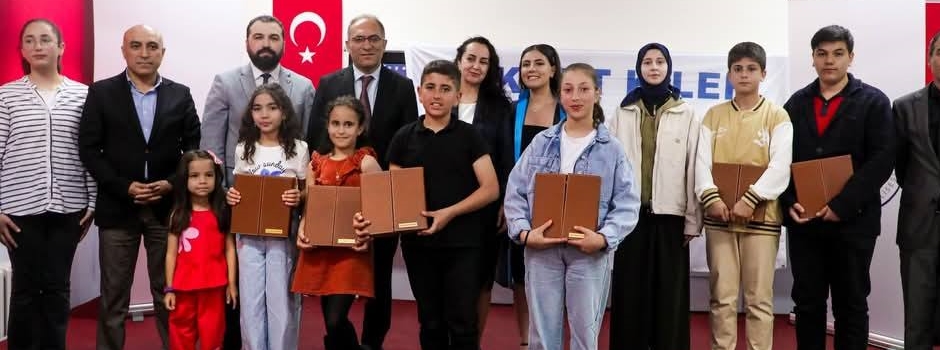 "Ailen Senin Hikayen, Sevgiyle Yaz, Renklerle Anlat" Yarışmasının Ödül Töreni Yapıldı
