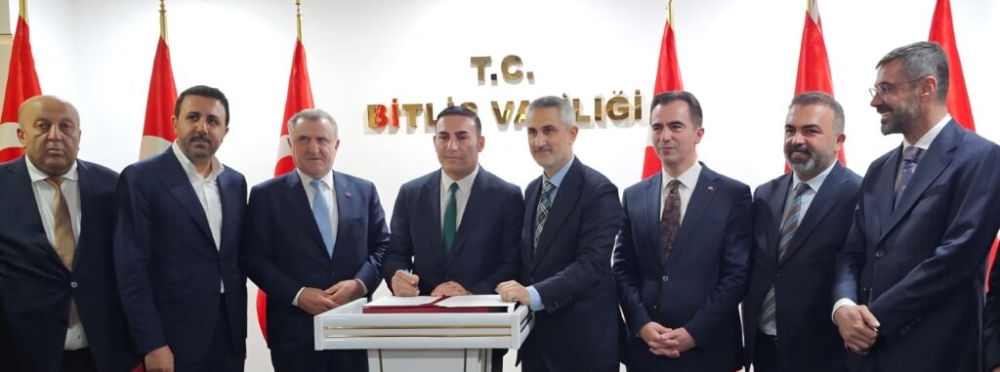Aydınlar Beldesi’ne Gençlik Merkezi ve Semt Sahası Müjdesi