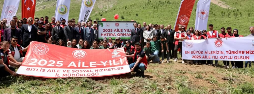 Bitlis'te 2025 Aile Yılı Fidanları Toprakla Buluştu