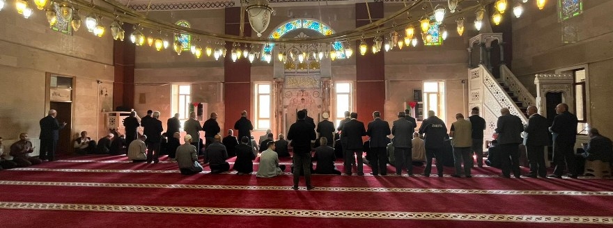 Güroymak'ta Gazze İçin Dua Programı Düzenlendi
