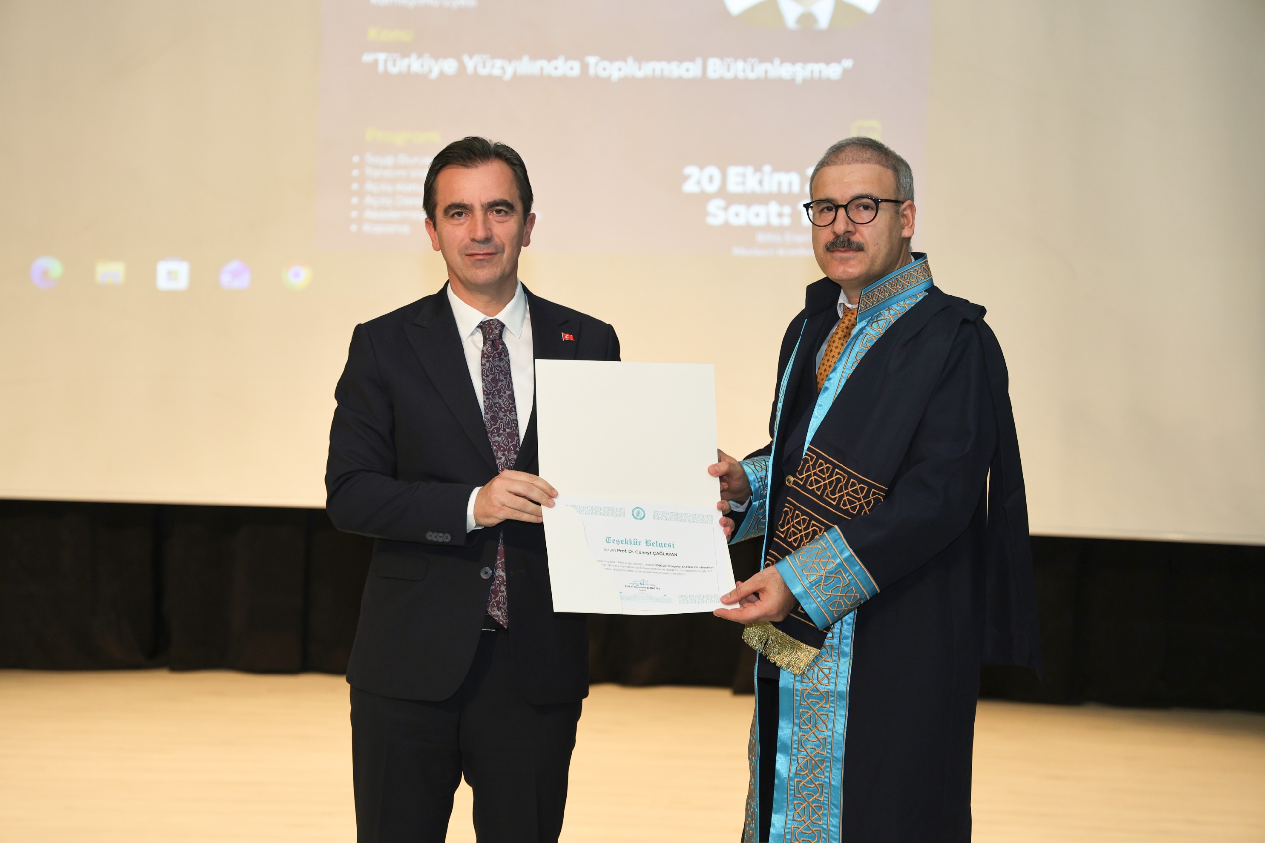 Bitlis Eren Üniversitesinde 2026-2027 Akademik Yılı Açılış Töreni Gerçekleştirildi - Fotoğraf 5