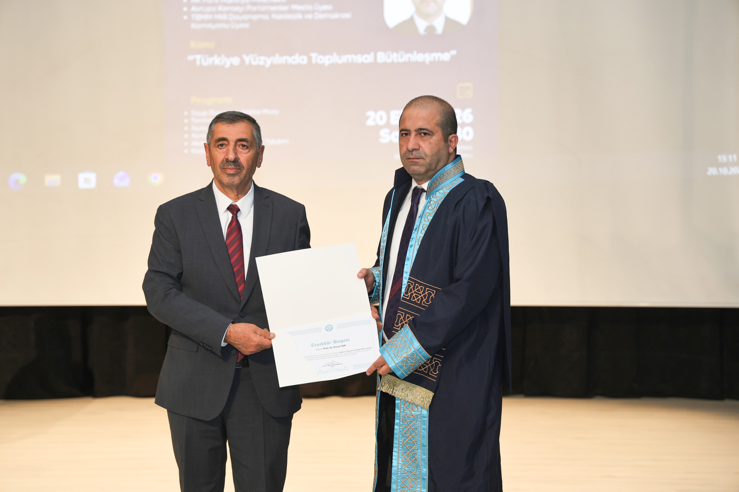 Bitlis Eren Üniversitesinde 2026-2027 Akademik Yılı Açılış Töreni Gerçekleştirildi - Fotoğraf 3