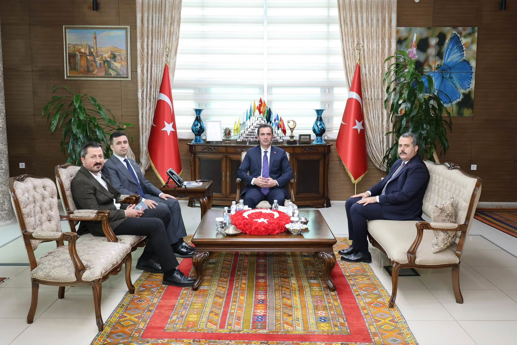 Vali Ahmet Karakaya Bakanlık Müşavirlerini ve Kaymakamları Ağırladı