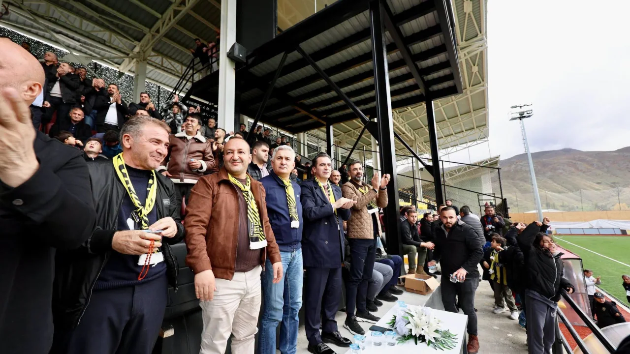 Bitlis Spor 1916 Kayserispor'u 4-1 Yenerek Tur Atladı