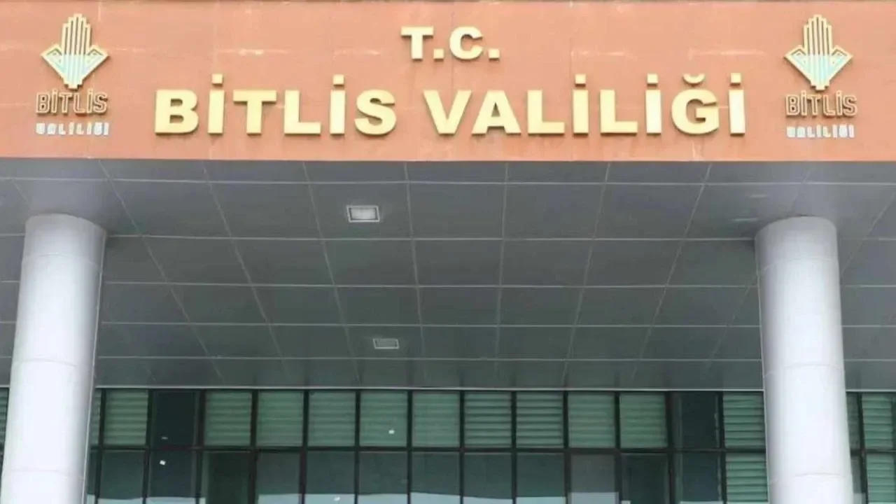 Bitlis'te Okul ve Çevrelerinde Güvenlik Denetimleri Sürüyor