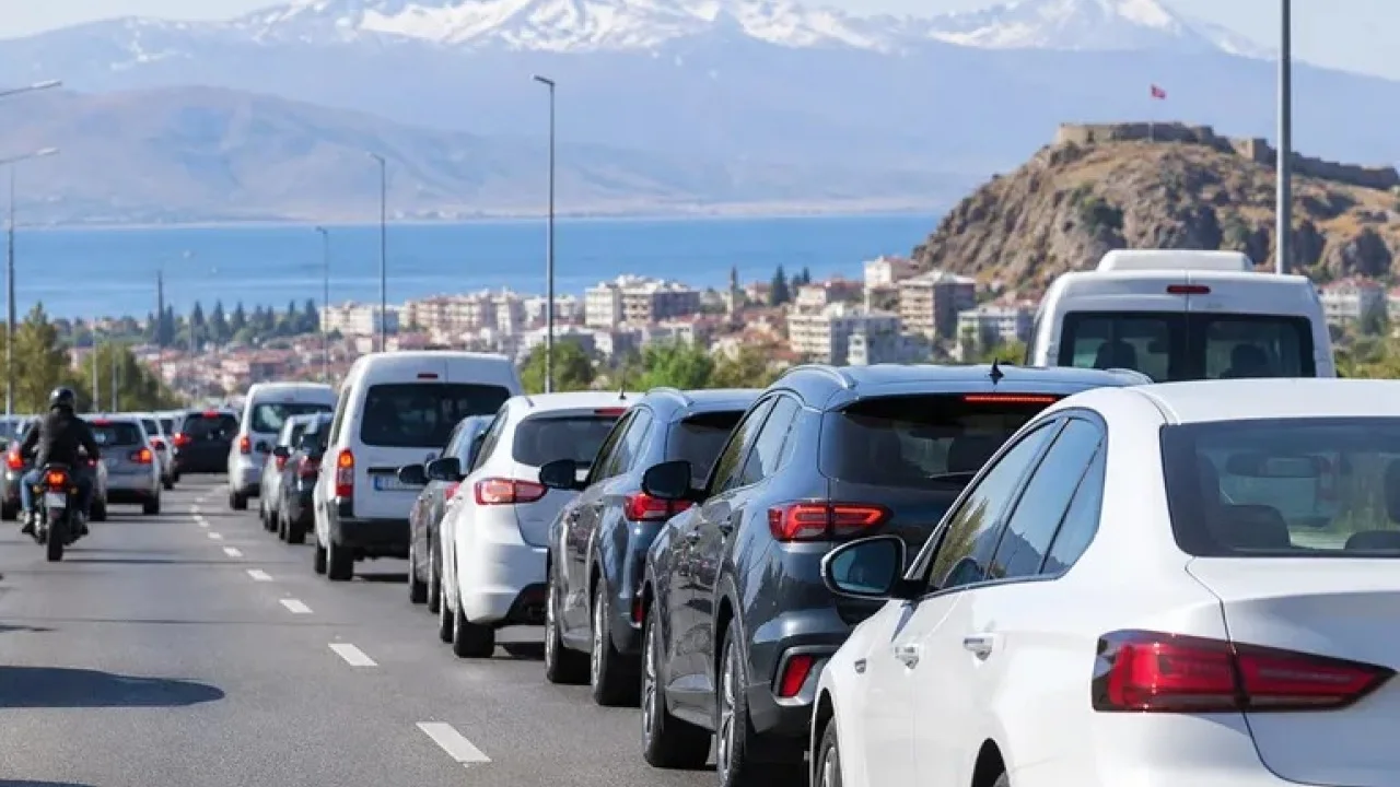 Bitlis'te Trafikteki Araç Sayısı Eylül Ayında Artış Gösterdi