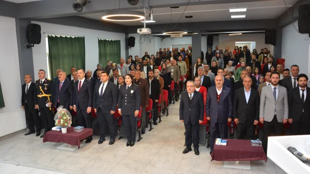 Güroymak'ta 29 Ekim Cumhuriyet Bayramı Kutlandı