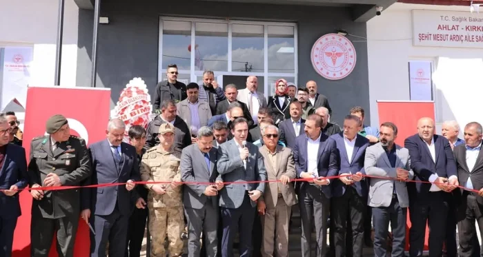 Ahlat’ta Şehit Mesut Ardıç Aile Sağlığı Merkezi Açıldı