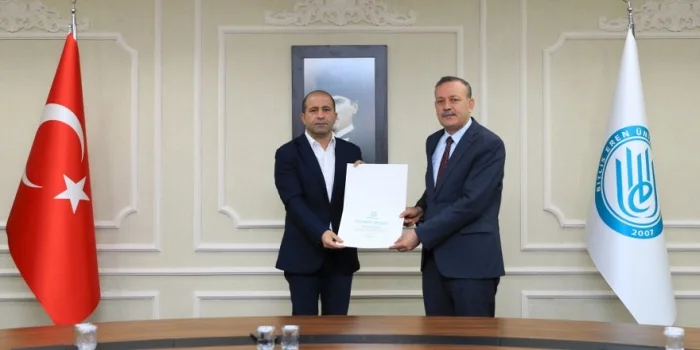 Bitlis Eren Üniversitesi Akademisyeni Dünyanın En İyileri Arasında