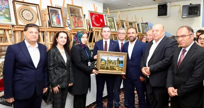 Bitlis Valisi Karakaya’dan Halk Eğitimi Hamlesi: "Kursiyer Sayısını 10 Bine Taşıyacağız"