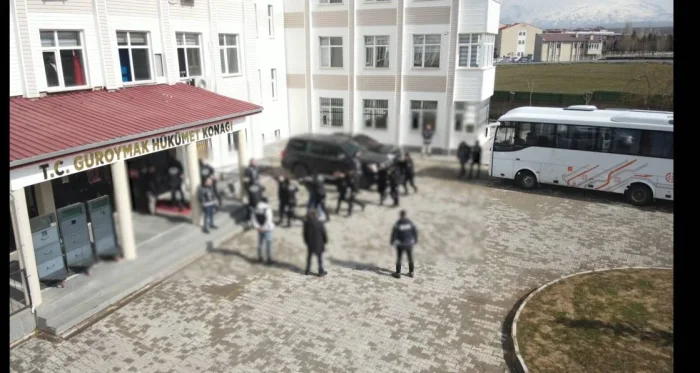 Bitlis’te Tefecilik Şebekesine Eş Zamanlı Operasyon: 7 Tutuklama