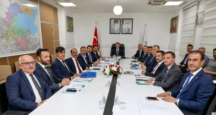 Bitlis’te Turizm Sektörüne Yönelik Değerlendirme Toplantısı: DAKA Destekli Projeler Ele Alındı
