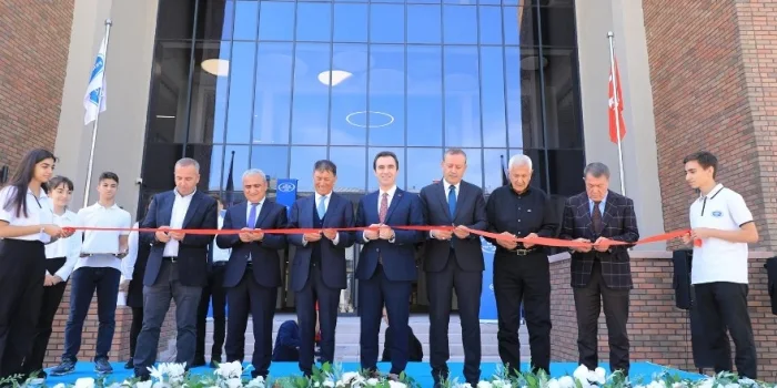 Eren Holding, Bitlis’te Özel Eren Fen ve Teknoloji Lisesi’ni Hizmete Açtı