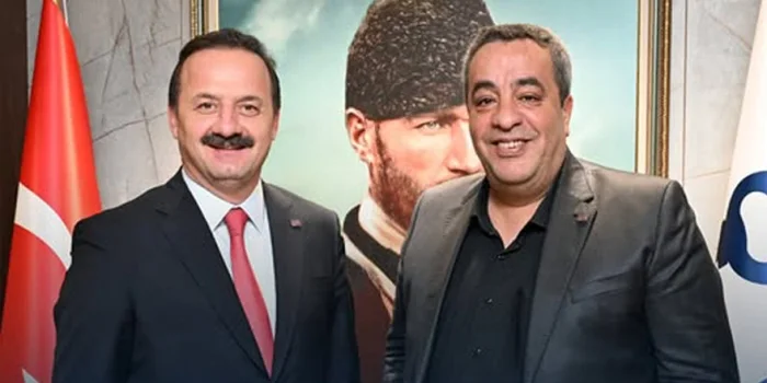 Muzaffer Gül, Anahtar Parti Bitlis İl Başkanı Olarak Göreve Başladı