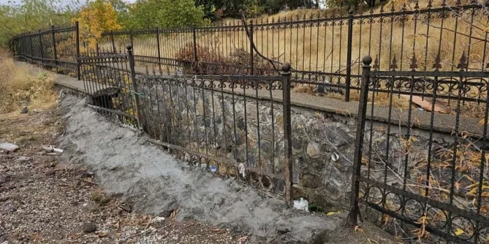 Veliler ve Mahalle Sakinleri İsyanda: "Çocuklarımızın Güvenliği Tehlike Altında!"
